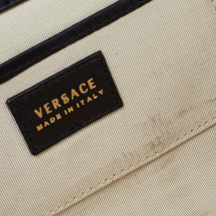 Pre Owned Versace Black Quilted Leather Medallion Chain Clutch