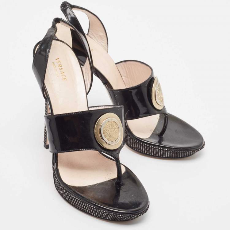 مملوكة مسبقًا Versace Black Patent Leather Medusa Slingback Sandals Size 38