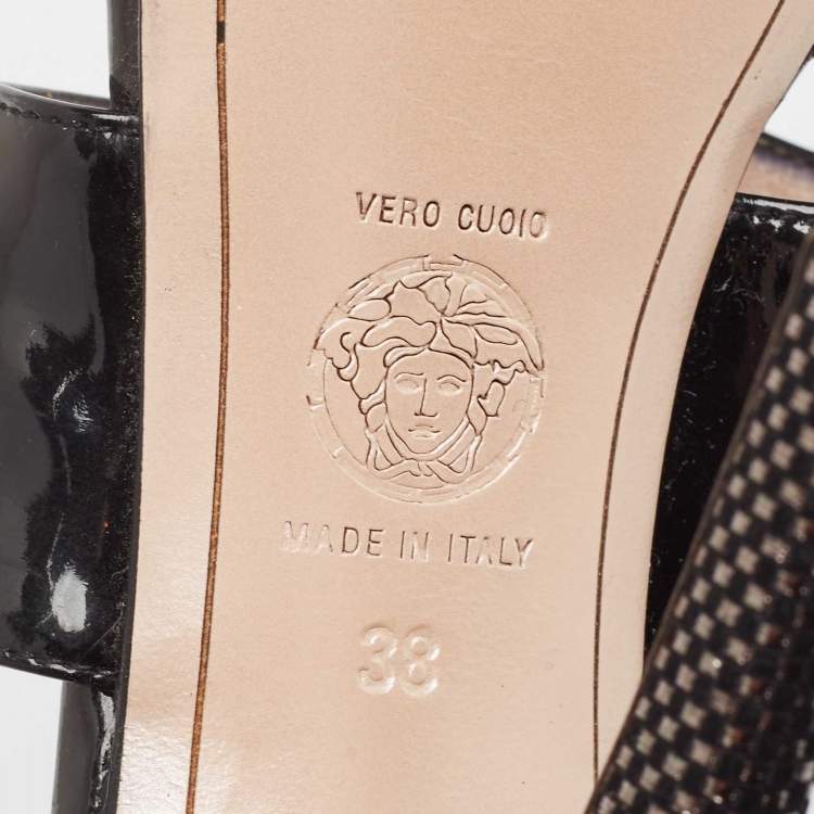 مملوكة مسبقًا Versace Black Patent Leather Medusa Slingback Sandals Size 38