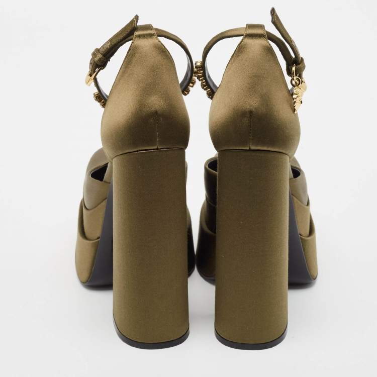 Pre Owned Versace Khaki Green Satin Crystal Embellished Aevitas Pumps Size 37