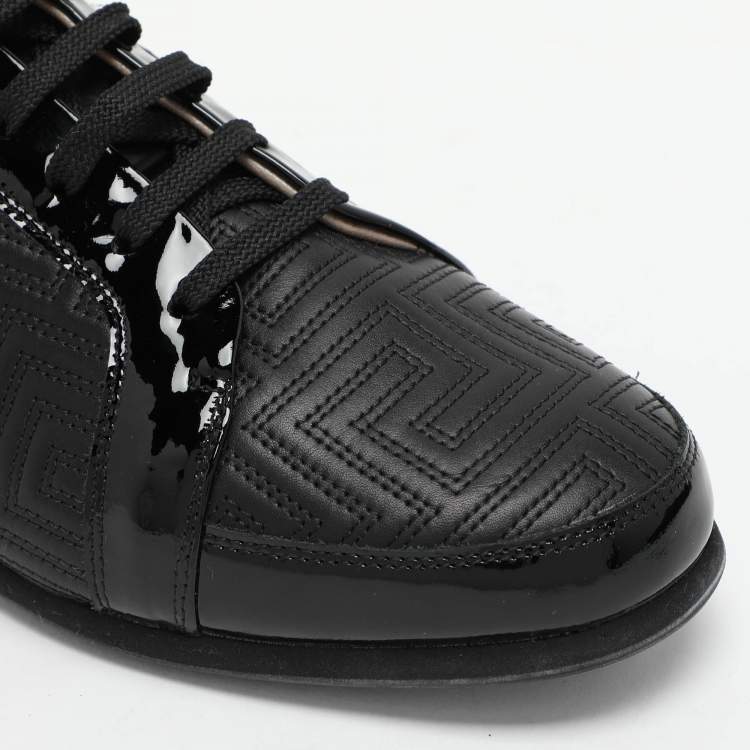Pre Owned Versace Black Patent and Leather Low Top Sneakers Size 40