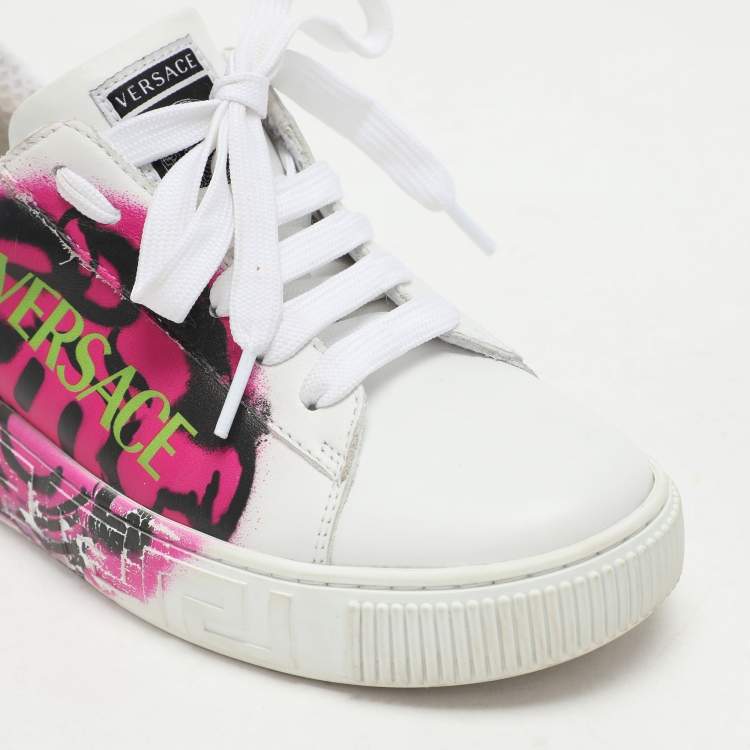 Pre Owned Versace White Leather La Greca Low Top Sneakers Size 35