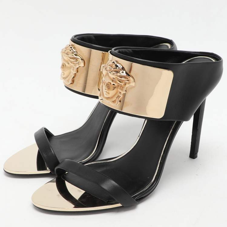 Pre Owned Versace Black/Gold Leather and Metal Medusa Slide Sandals Size 37