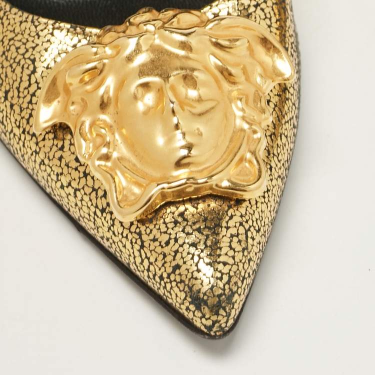Pre Owned Versace Gold Textured Suede Medusa Pumps Size 40