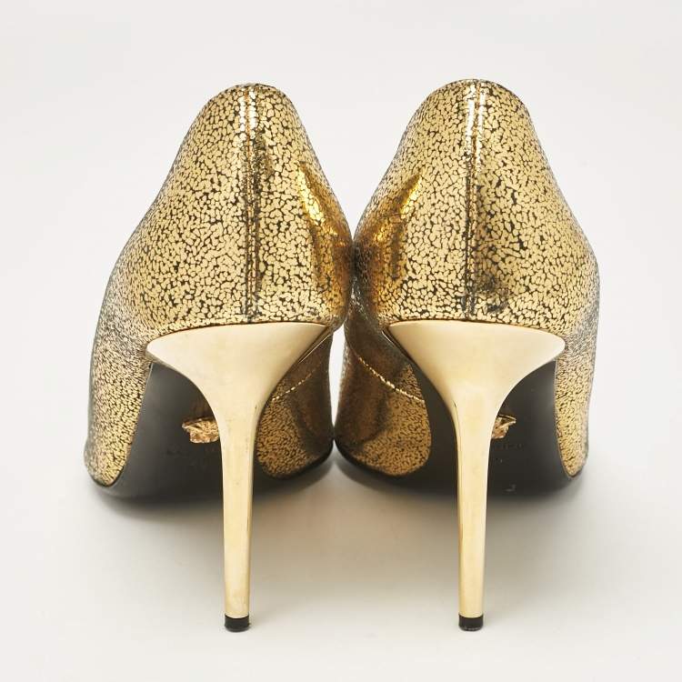 Pre Owned Versace Gold Textured Suede Medusa Pumps Size 40