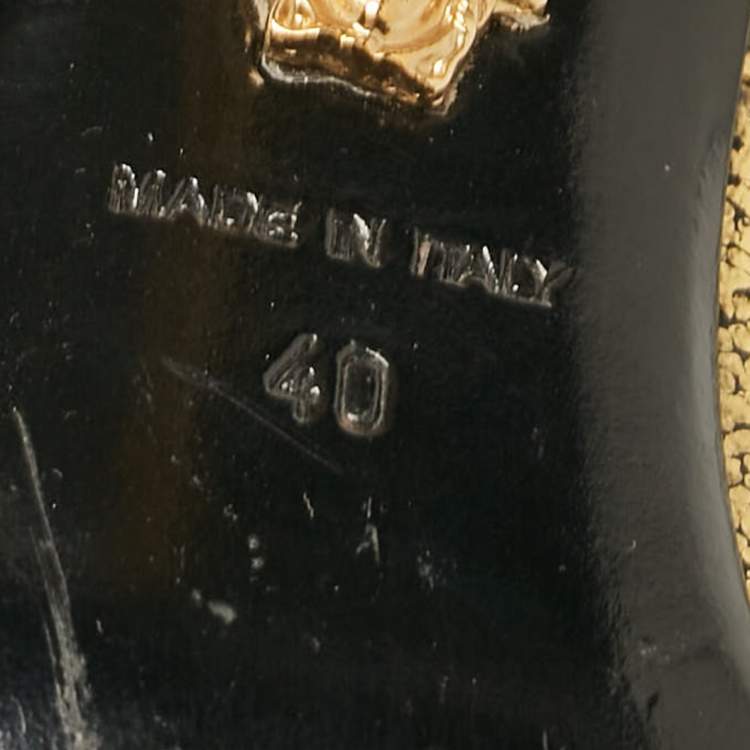 Pre Owned Versace Gold Textured Suede Medusa Pumps Size 40