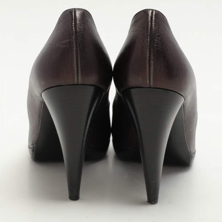 Pre Owned Versace Metallic Brown Leather Medusa Block Heel Pumps Size 37.5