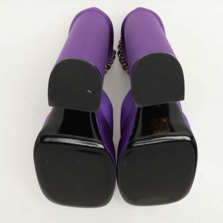 Pre Owned Versace Purple Satin Medusa Aevitas Double Platform Pumps Size 36