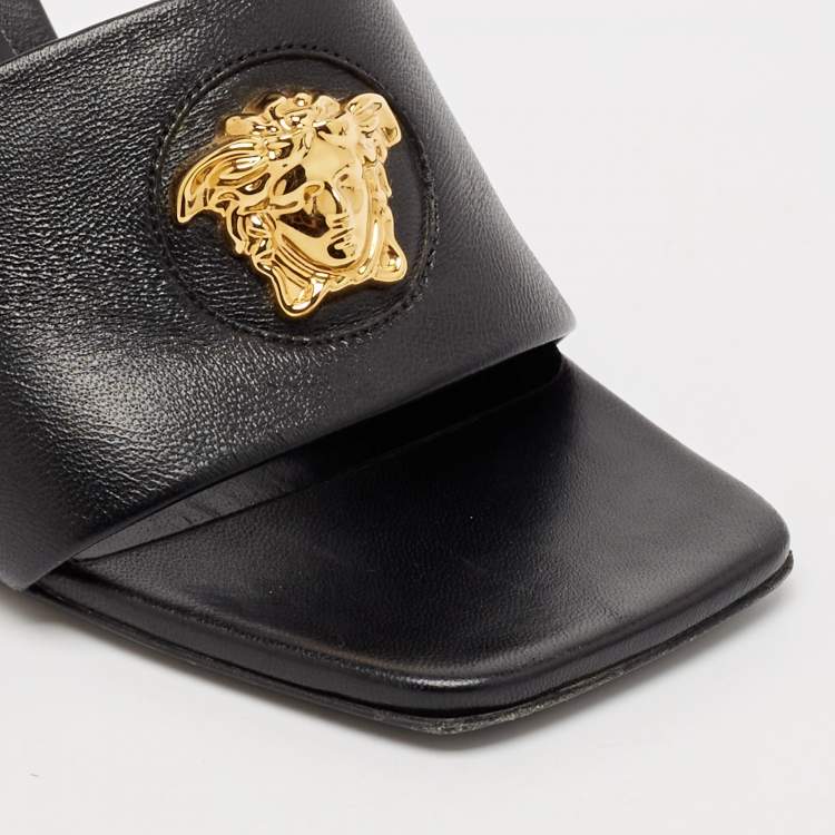 Pre Owned Versace Black Leather La Medusa Slide Sandals Size 39