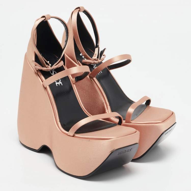 Pre Owned Versace Gold Satin Platform Wedge Sandals Size 37