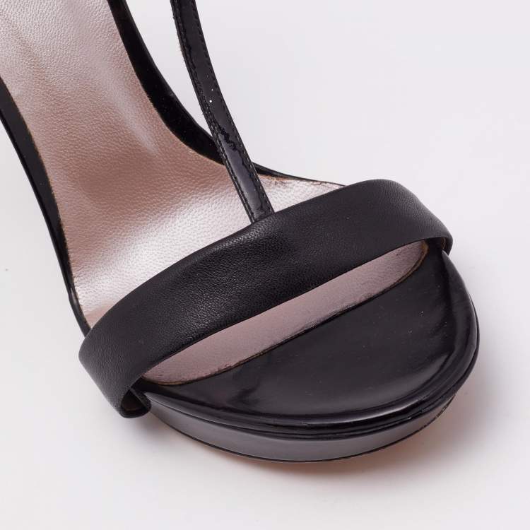 Pre Owned Versace Black Leather Flower Bow T- Strap Sandals Size 39        