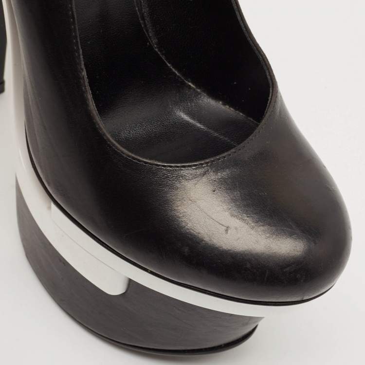 Pre Owned Versace Black/White Leather Triple Platform Pumps Size 35