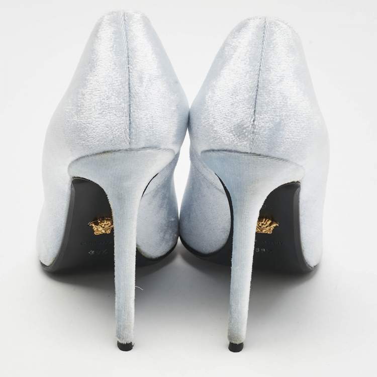 Pre Owned Versace Blue Velvet Pointed Toe  Pumps Size 39.5