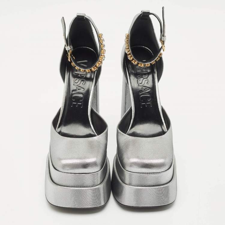 Pre Owned Versace Metallic Grey Fabric Medusa Aevitas Double Platform Pumps Size 38.5