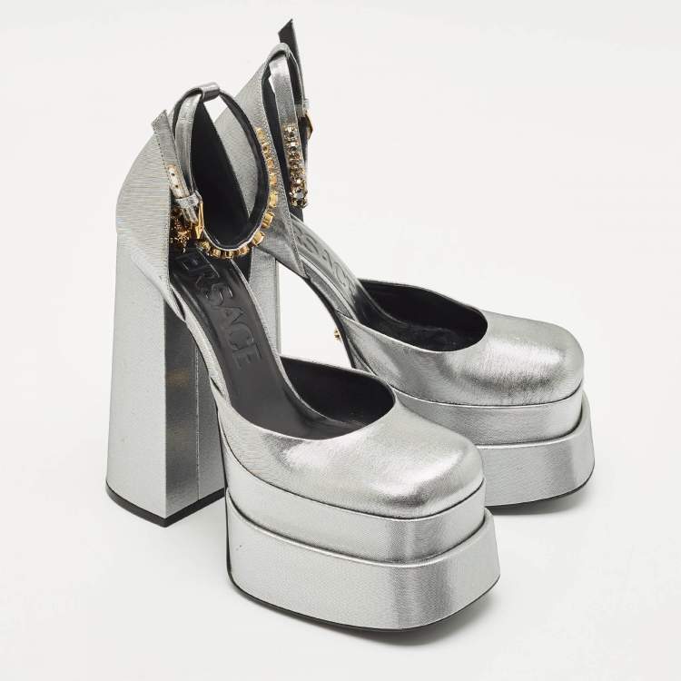 Pre Owned Versace Metallic Grey Fabric Medusa Aevitas Double Platform Pumps Size 38.5