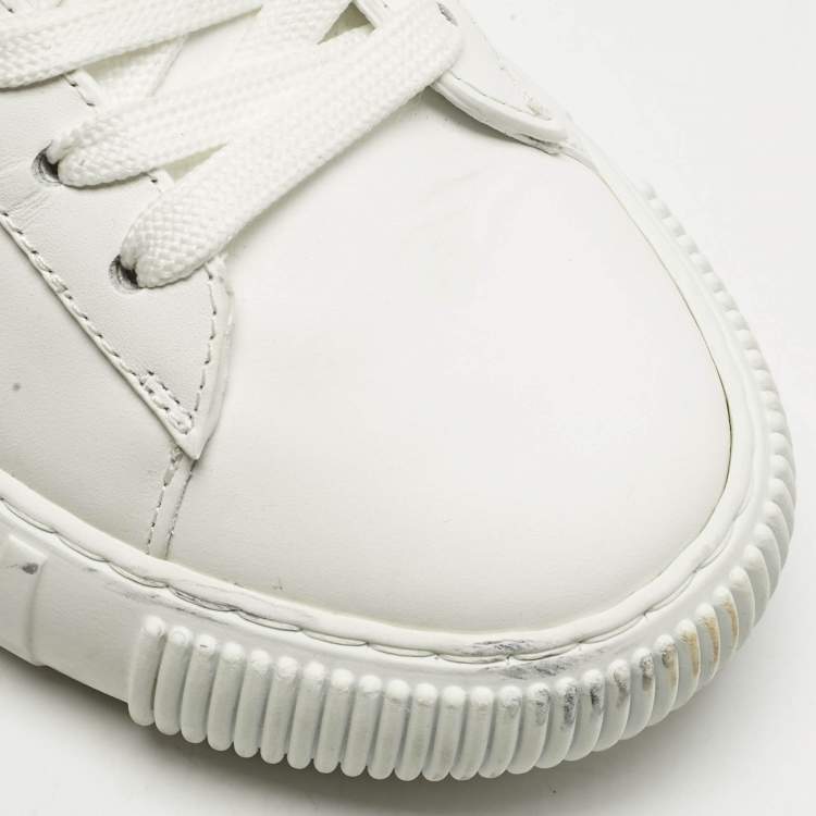 Pre Owned Versace White/Gold Leather La Greca Lace Up Sneakers Size 38