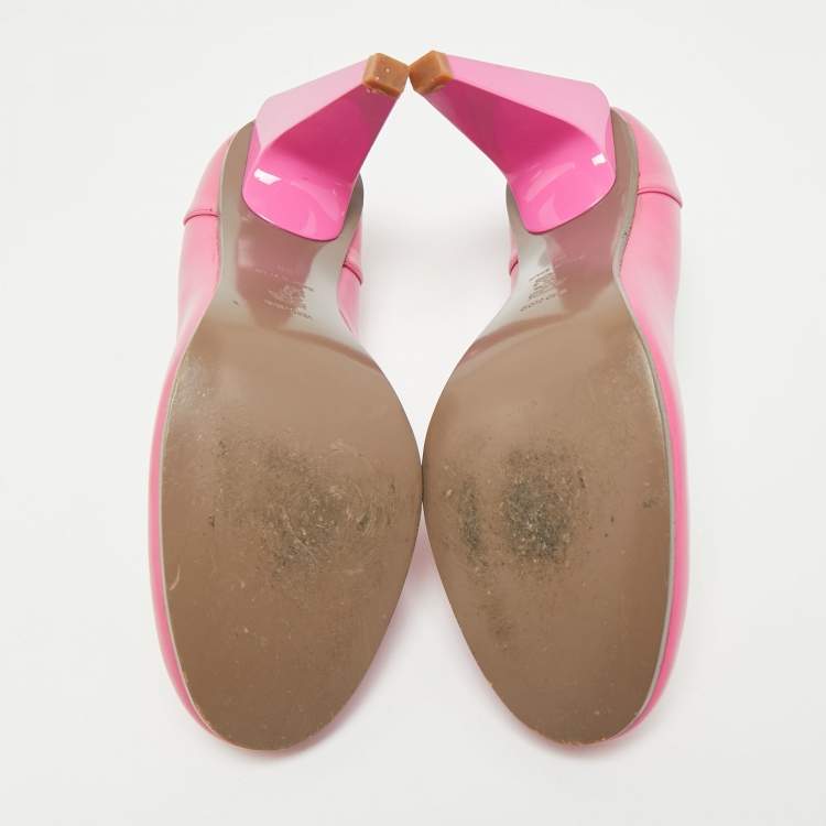 Pre Owned Versace Pink Leather Medusa Pumps Size 38
