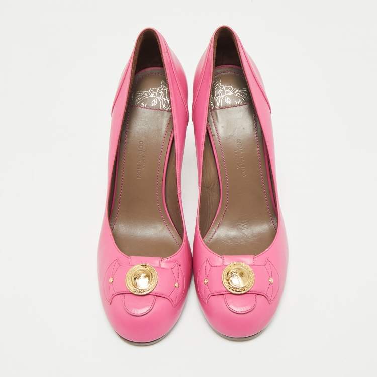 Pre Owned Versace Pink Leather Medusa Pumps Size 38