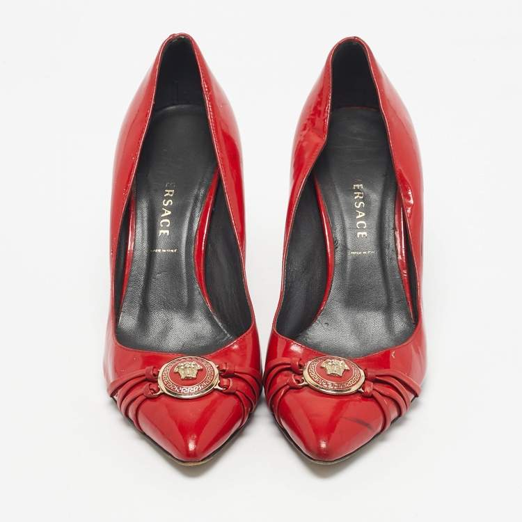 Pre Owned Versace Red Patent Leather Medusa Pointed Toe  Pumps Size 37