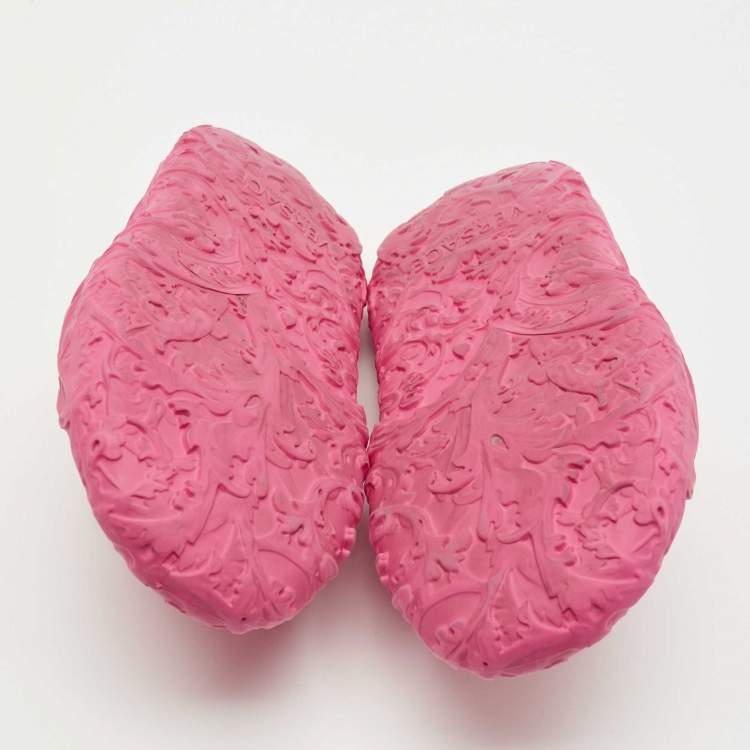 Pre Owned Versace Pink  Rubber Medusa Embossed Pool Slides Size 40