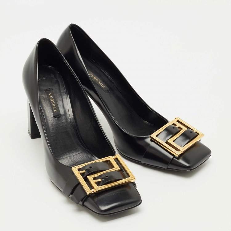 Pre Owned Versace Black Leather Block Heel Pumps Size 38.5