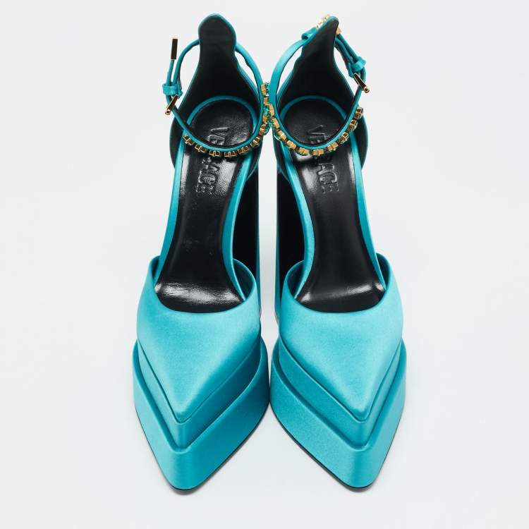 مملوكة مسبقًا Versace Medusa Crystal Size 38 Teal Green Satin Platform Pumps