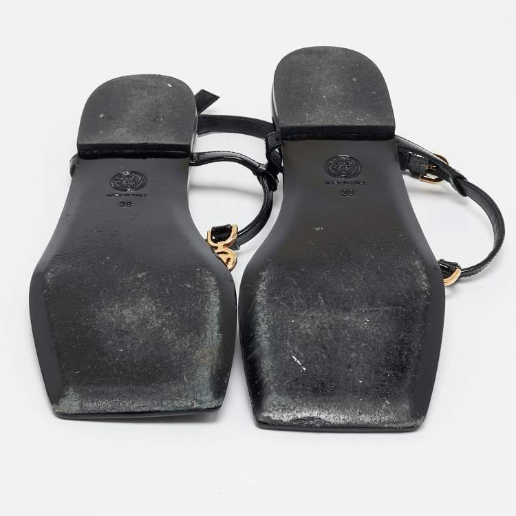 Pre Owned Versace Medusa Size 38 Black Patent Leather Thong Flat Sandals