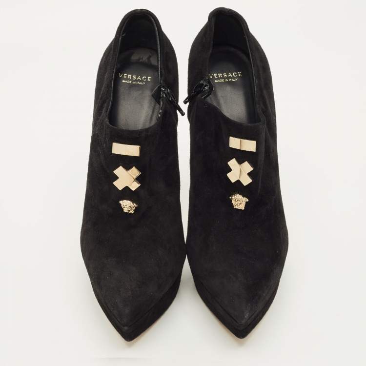 Pre Owned Versace Medusa Size 41 Black Suede Pointed Toe Platform Booties