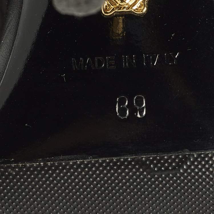 Pre Owned Versace Medusa Insignia Size 39 Black Leather Slide Sandals