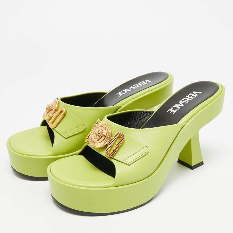 Pre Owned Versace Biggie Size 37 Green Leather Platform Sandals