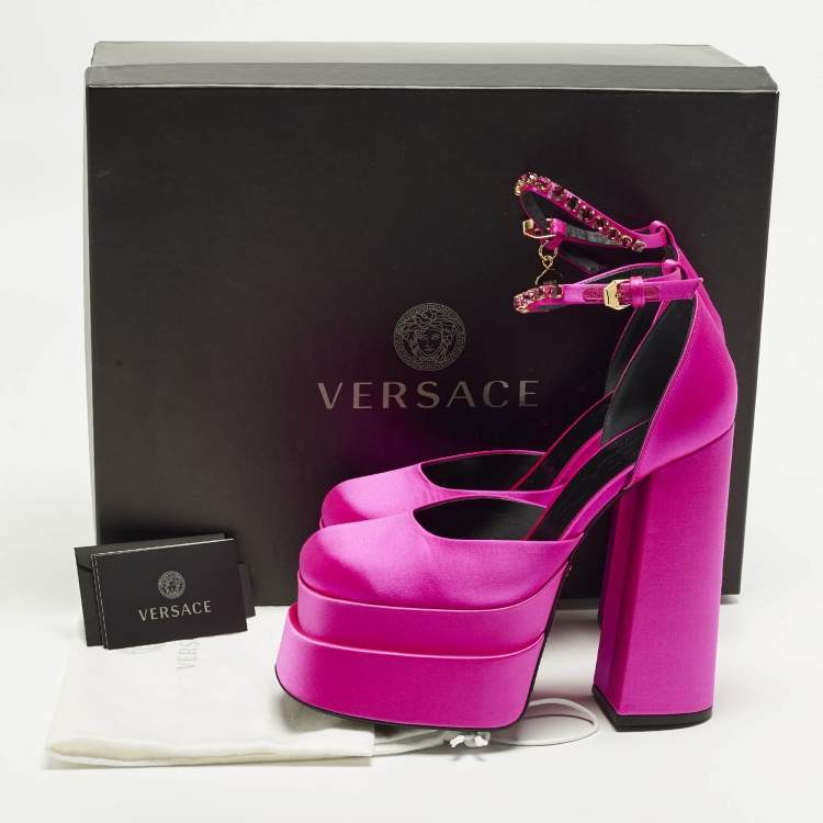 Pre Owned Versace Aevitas Size 39 Pink Satin Double Platform Pumps