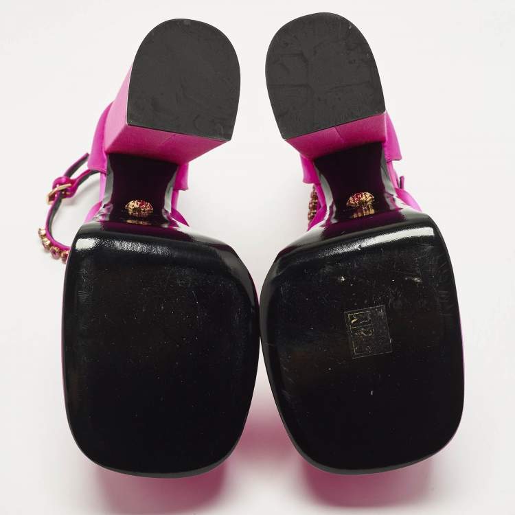 Pre Owned Versace Aevitas Size 39 Pink Satin Double Platform Pumps