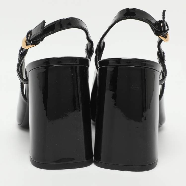 Pre Owned Versace Medusa Size 39 Black Patent Leather Pumps