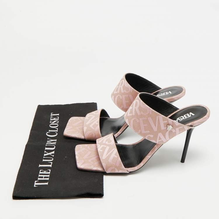 Pre Owned Versace Medusa Size 40 Pink Canvas Slide Sandals