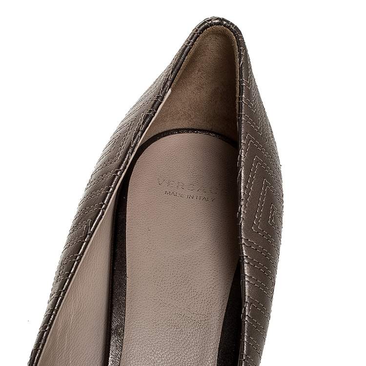 Pre Owned Versace Metallic Grey Embroidered Leather Peep Toe Platform Pumps Size 38