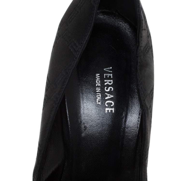 Pre Owned Versace Black Signature Canvas Pointed Toe Pumps Size 40