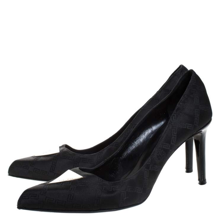 Pre Owned Versace Black Signature Canvas Pointed Toe Pumps Size 40