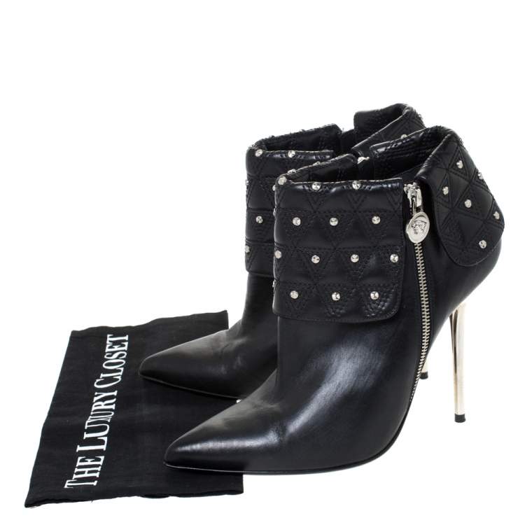 Pre Owned Versace Black Quilted Leather Fold Studded Pointed Toe Ankle Boots Size 41