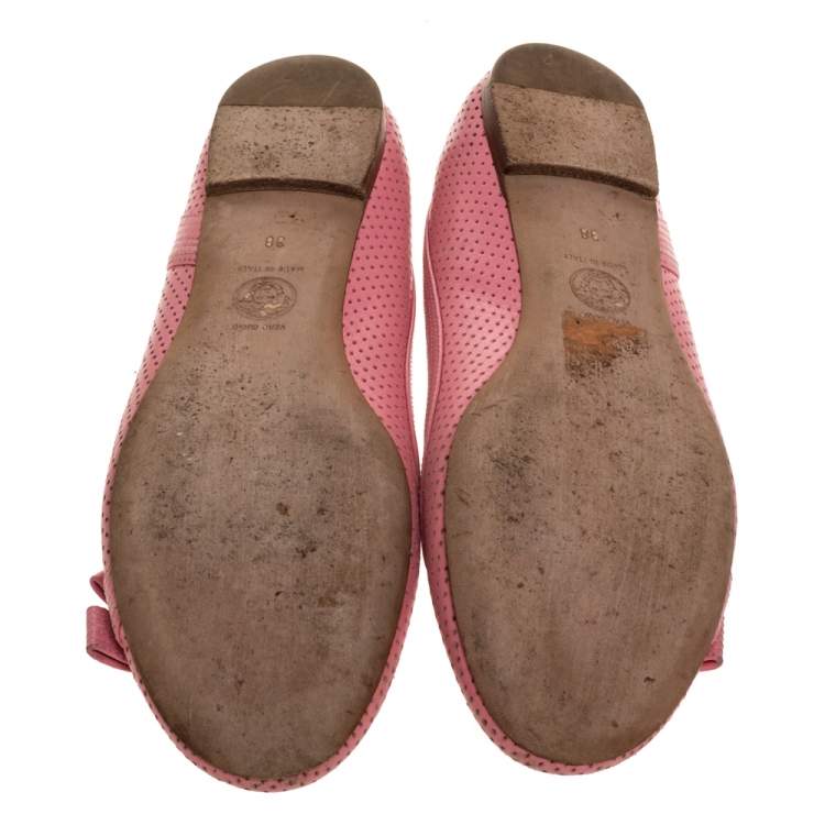 Pre Owned Versace Pink Perforated Leather Bow Embellishment Ballet Flats Size 38