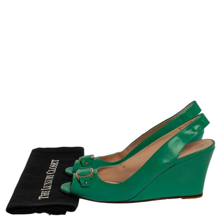 Pre Owned Versace Green Patent Leather Medusa Logo Open Toe Wedge Slingback Sandals Size 40