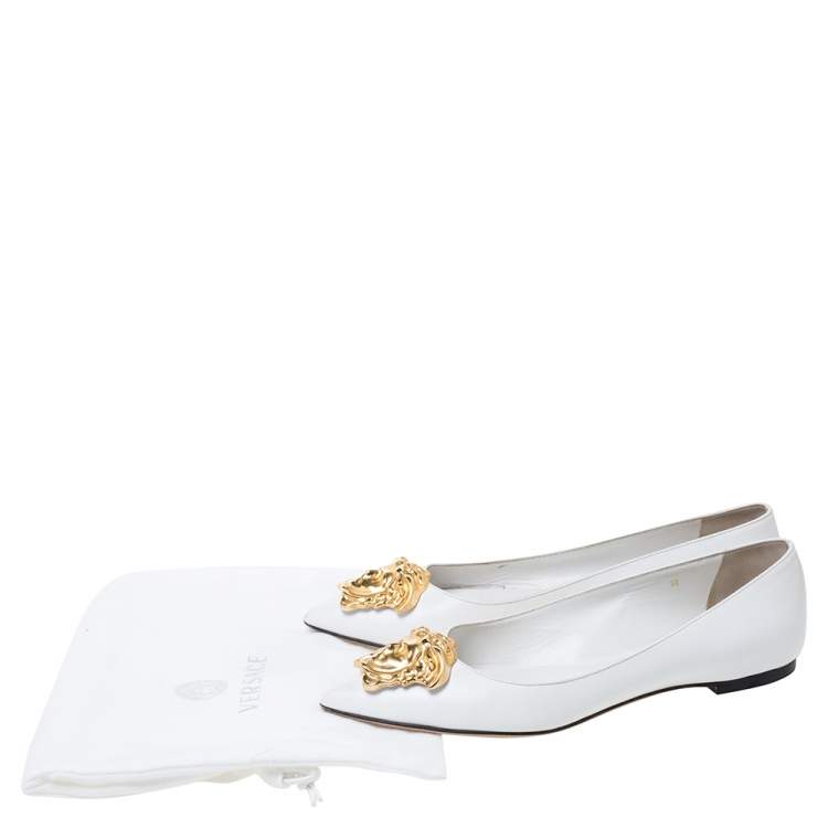 Pre Owned Versace White Leather Medusa Pointed Toe Ballet Flats Size 38