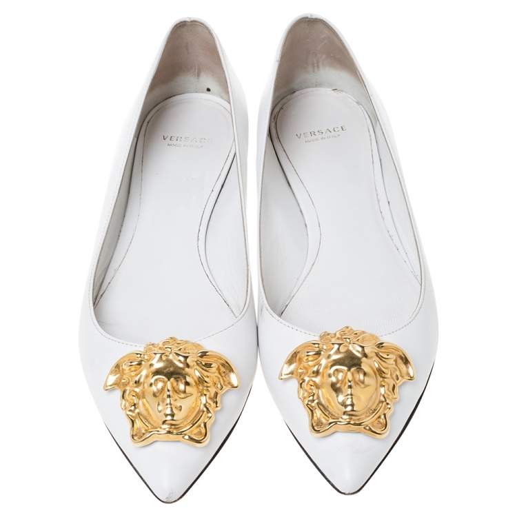 Pre Owned Versace White Leather Medusa Pointed Toe Ballet Flats Size 38