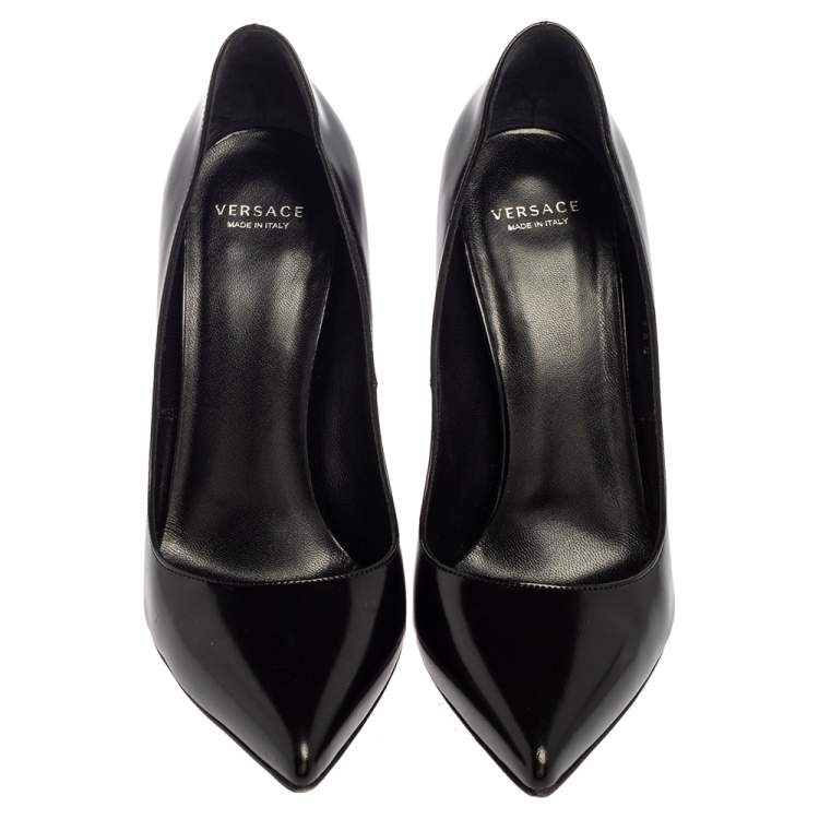 Pre Owned Versace Black Leather Pointed Toe Pumps Size 35.5