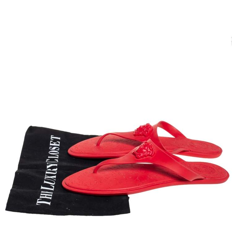 Pre Owned Versace Red Rubber Medusa Thong Flat Sandals Size 39