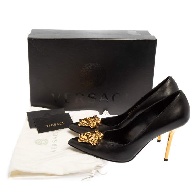 Pre Owned Versace Black Leather Medusa Embellished Pointed Toe Pumps Size 36