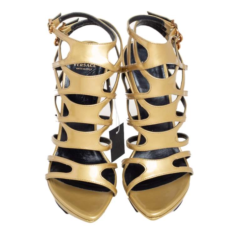 Pre Owned Versace Metallic Gold Patent Leather Gladiator Sandals Size 38 