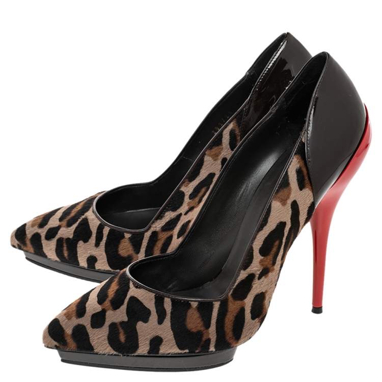 مملوكة مسبقًا Versace Brown Leopard Print Calf Hair And Patent Leather Pointed Toe Pumps Size 41