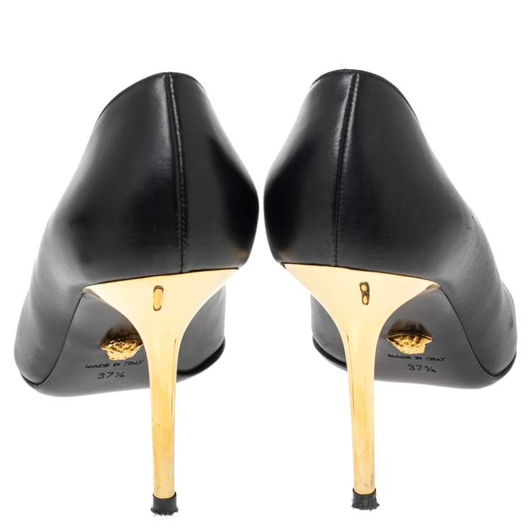 Pre Owned Versace Black Leather Medusa Pointed Toe Pumps Size 37.5