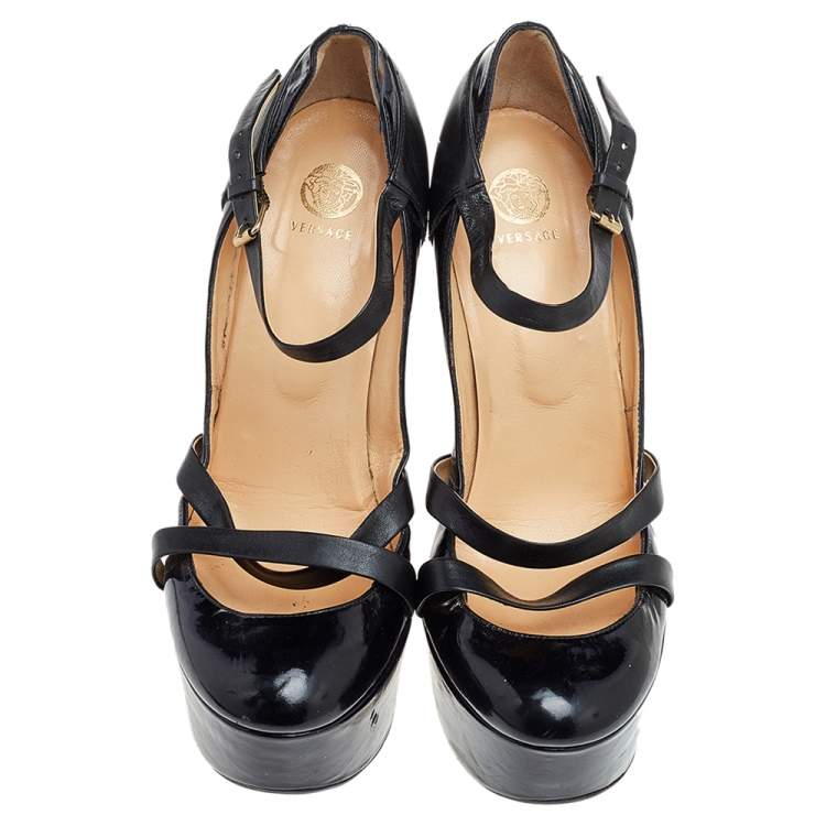 Pre Owned Versace Black Patent And Leather Platform Pumps Size 39