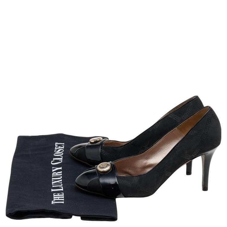 مملوكة مسبقًا Versace Black Fabric And Patent Leather Medusa Pumps Size 37